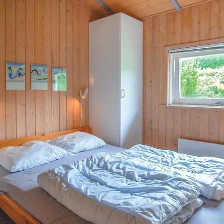 Feriehus Three-bedroom In *